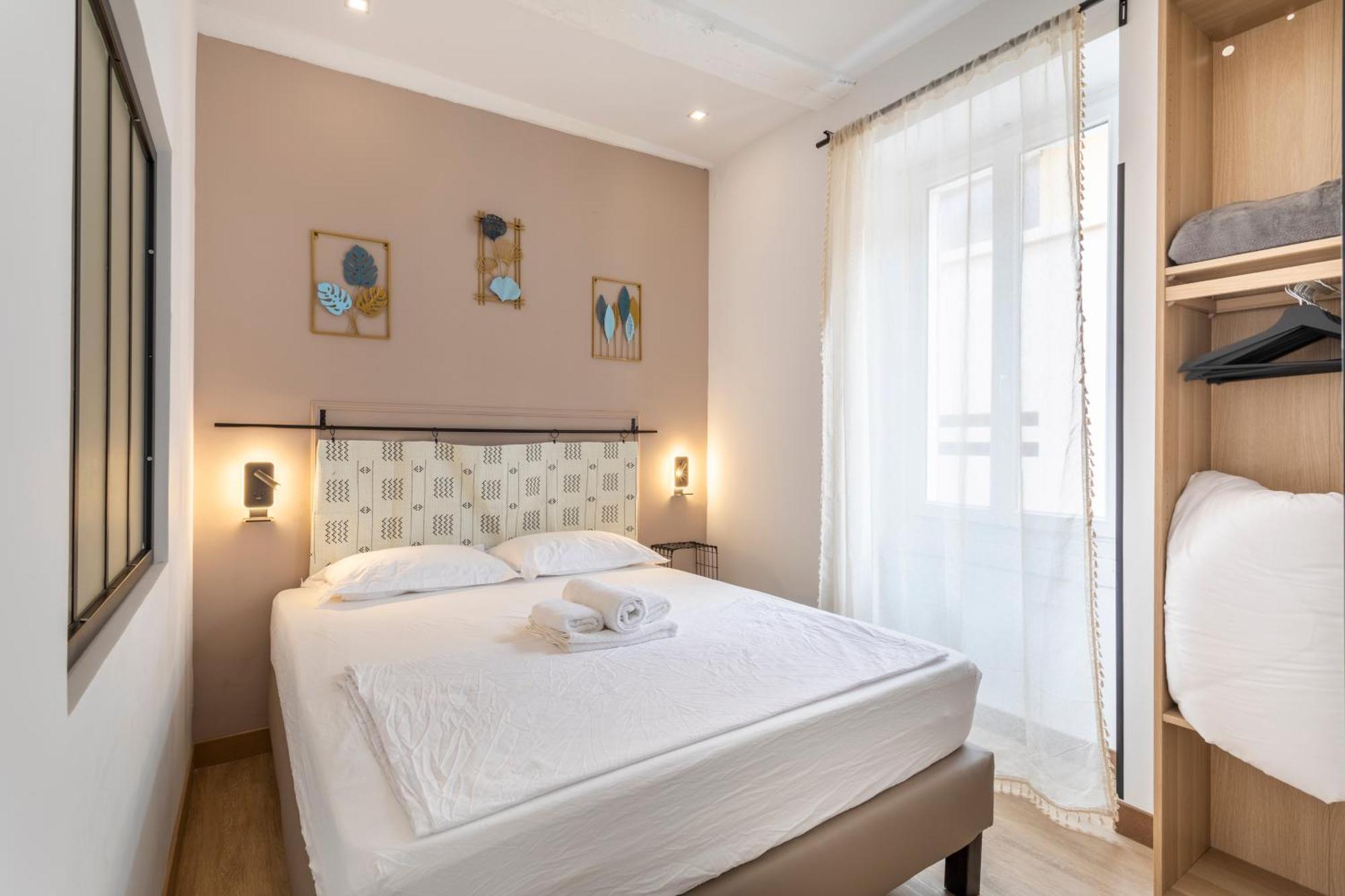 Adira Marseille Panier 2 Etoiles Apartment Exterior photo